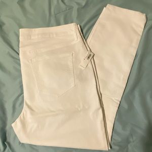 NEW Old Navy Super Skinny ankle jeans, mid-rise, size 16. White